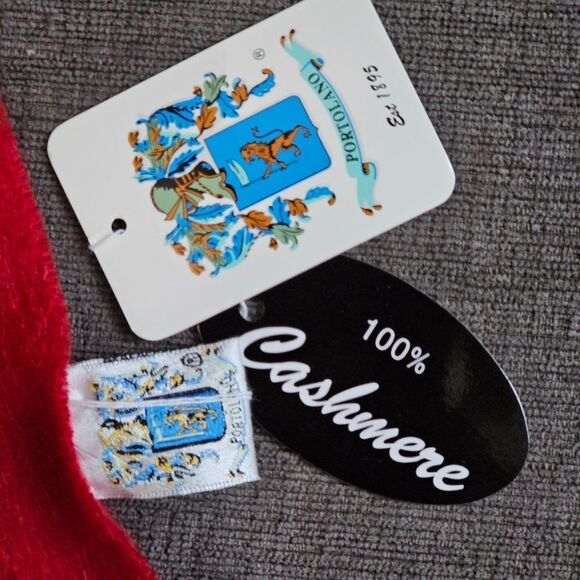 Portolano Women's Cashmere Solid Red Winter Neck Warmer Wrap Scarf Size OS NWT - Picture 5 of 11